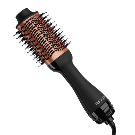 Séchoir et volumateur de cheveux Salon One-Step de Revlon Combine Puissance d'un séchoir et un effet volumisant d'une brosse.