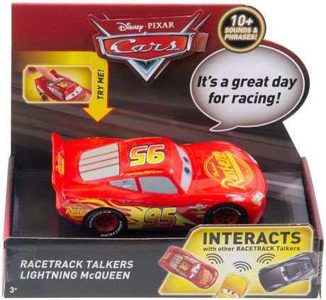 race track lightning mcqueen