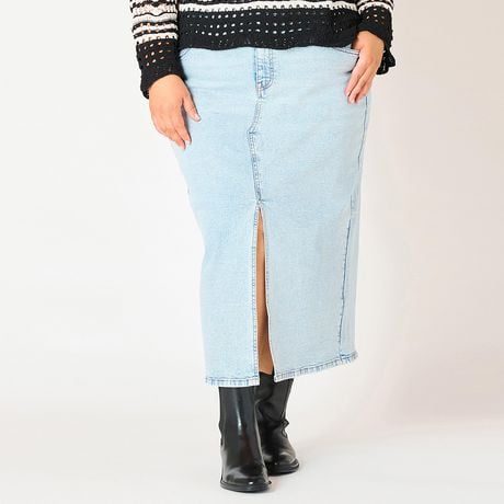 Devoted Women’s Plus size Denim maxi skirt with front slit, Denim maxi skirt