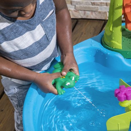 Step2 Duck Dive Water Table