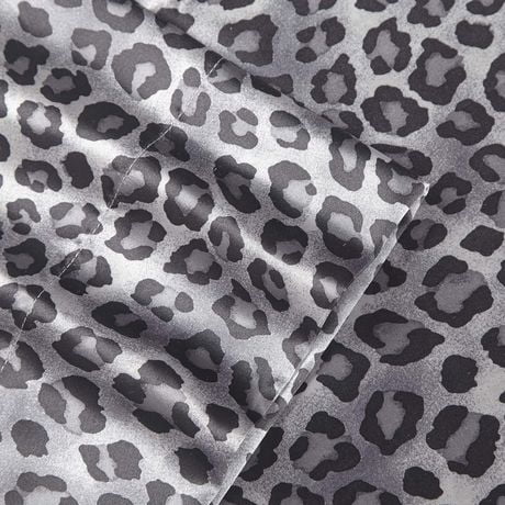 Chelsea Square 2pc Satin Pillowcases, 2 pack, Leopard