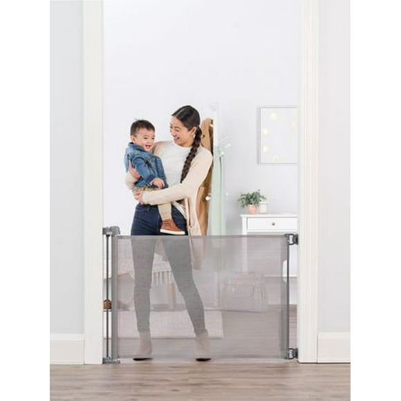 Regalo Retractable Baby Gate