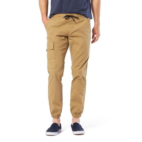 Signature by Levi Strauss & Co.™ Men's Utility Joggers | Walmart Canada