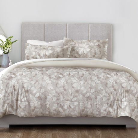 Wabasso Neutral Botanical Queen Bed -in-a Bag | Walmart Canada