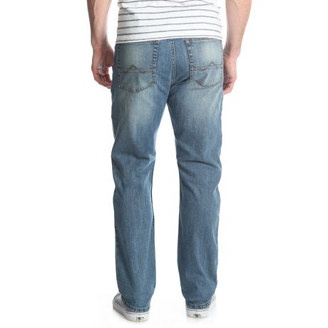 Wrangler Men's Regular Taper Jean | Walmart Canada