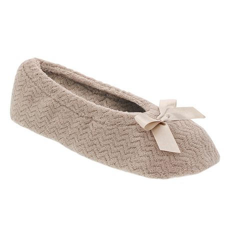 ISOspa by isotoner® Women's Piper Chevron Microterry Ballerina Slippers ...