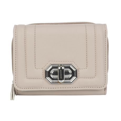 Skye Ladies Slim Trifold Wallet, Essential accessory