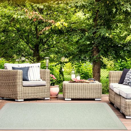 ECARPET Outdoor Area Rug for Patio, Deck, Backyard, Camping, Water Proof Carpet, Veranda Classic Collection