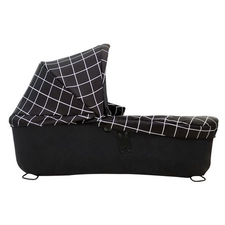 carrycot plus parent facing seat