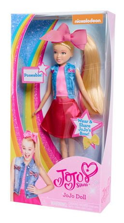 jojo siwa singing doll kid in a candy store