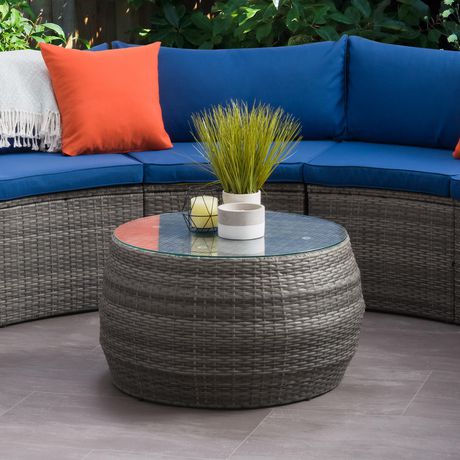 Corliving Parksville Resin Wicker Round, Round Patio Side Table Canada