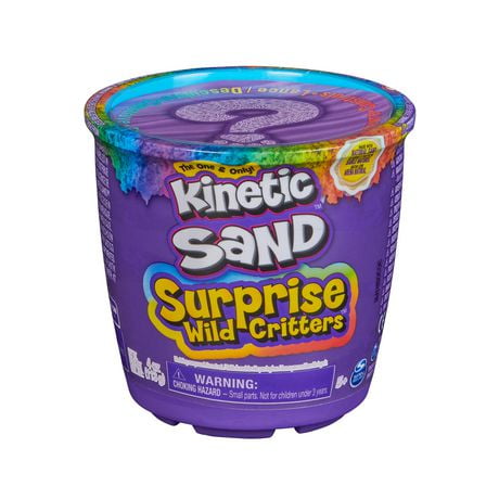 Kinetic Sand, Surprise Wild Critters, 113 g de sable, Figurine surprise et boîte de rangement réutilisable avec couvercle, jouets sensoriels pour les enfants à partir de 5 ans Trousse d'activités