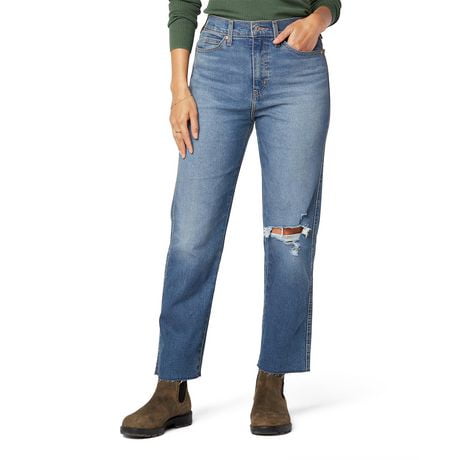 Signature by Levi Strauss & Co.® Women’s Heritage High Rise Straight Jeans, Available sizes: 2 - 18