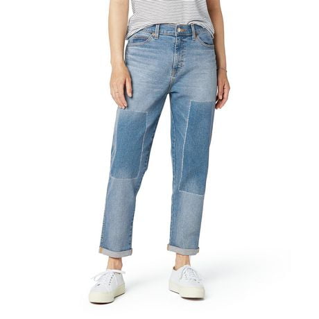 Signature by Levi Strauss & Co.® Women’s Heritage Boyfriend Jeans, Available sizes: 4 - 18