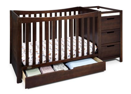 graco 3 in 1 crib with changing table