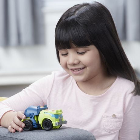 playskool heroes transformers rescue bots salvage the construction bot figure