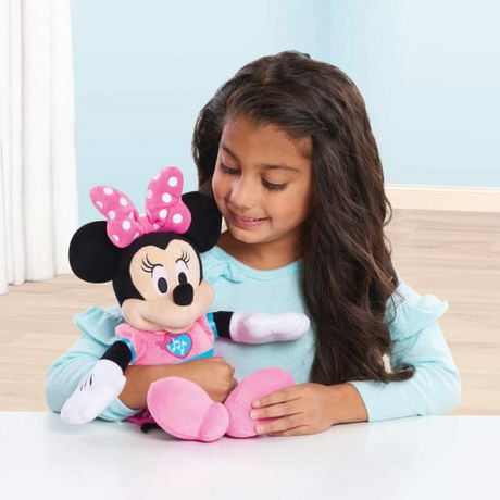minnie mouse singing plush toy