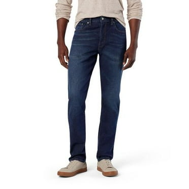 Signature by Levi Strauss & Co.® Men’s  Regular Fit Taper Jeans, Available sizes: 29 – 38