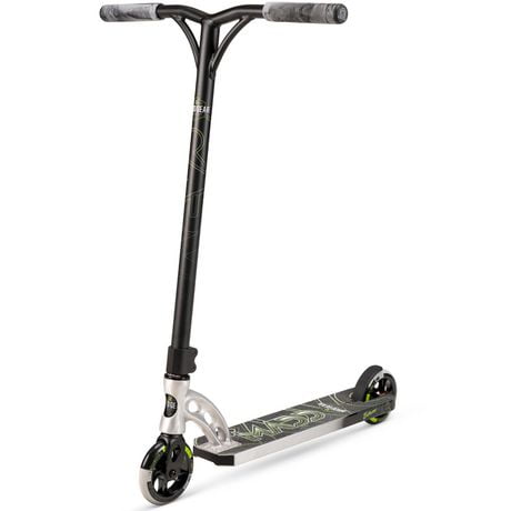 MADD GEAR Carve Extreme Pro Stunt Scooter, For Ages 8 Years and Up