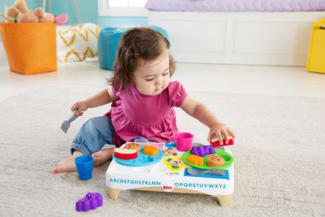 fisher price laugh and learn snack set