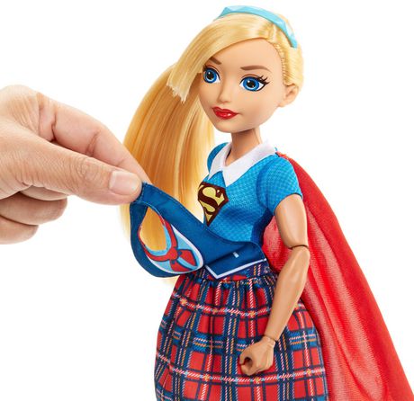 poupee supergirl