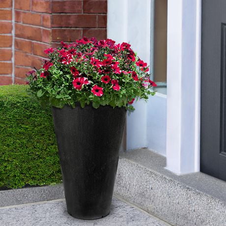 Everleaf Recycled Rubber 20” Tall Round Planter, Black | Walmart Canada