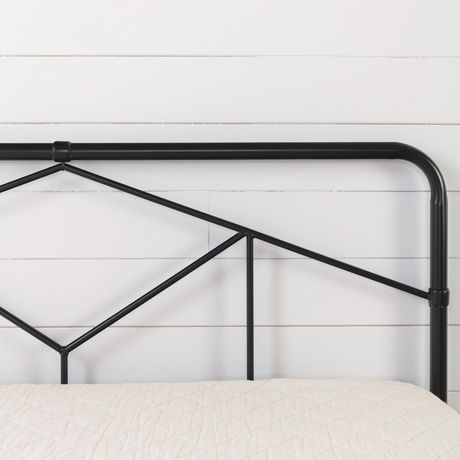 Geometric Metal Platform Bed, Metal Bed Frame Squeaks Like Crazy