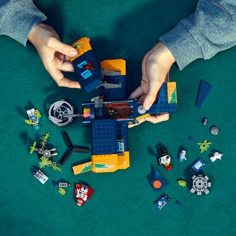 lego hidden side el fuego's stunt plane
