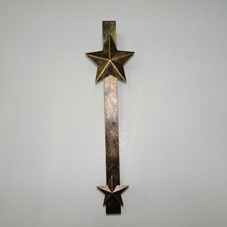 Holiday Time Packaging Bronze Star Wreath Hanger