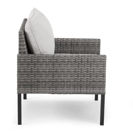 Hometrends Sarasota Club Chair