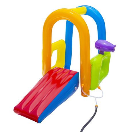 Banzai Jr. – Aire de jeux d’eau gonflable géante pour enfants avec arrosage