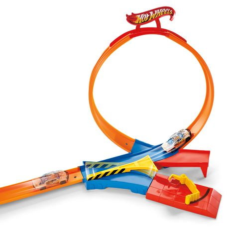 Hot Wheels Loop and Drift Track Set | Walmart Canada