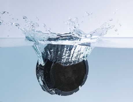 soundlogic bluetooth rugged pro waterproof speaker with carabiner & suction cup