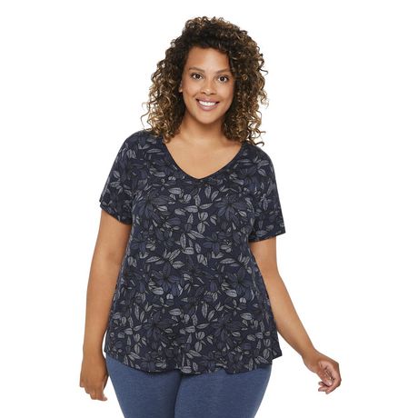 George Plus Women's Curved Hem Drapey Tee | Walmart Canada