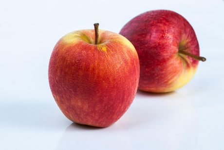 SweeTango Apples - 2lb Bag