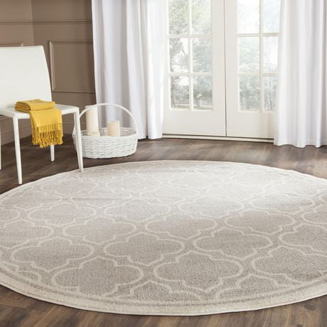 Safavieh Amherst Wilson Geometric Area Rug