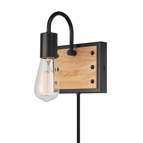 Globe Electric Oakland 1-Light Plug-In or Hardwire Metal Wall Sconce, Matte Black, Faux Wood Accent, Black Fabric Cord, In-Line On/Off Switch, 51733