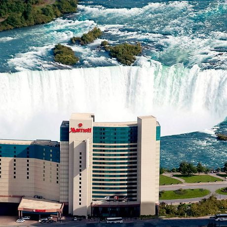 müvExperiences Niagara Falls (ON) 2-night Getaway Package at the ...