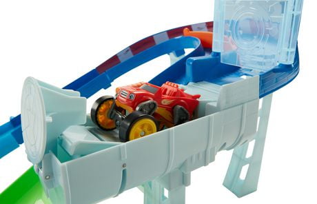 blaze flip and race speedway