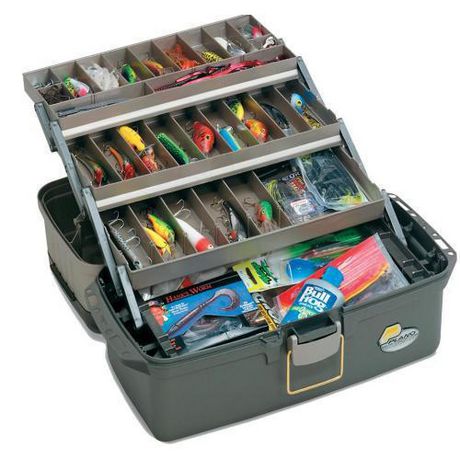 PLANO Model 1530 Fishing Tackle Box w/Trays