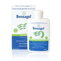 Solution nettoyante Benzagel contre acne