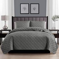 Swift Home Diamond Quilt Set