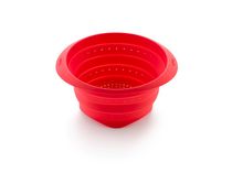 Lekue 23cm Red Collapsible Colander