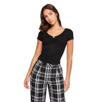 No Boundaries Women's Baby V-Neckline Tee