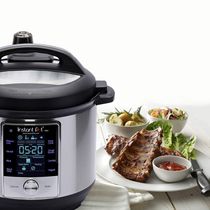 Instant Pot MAX 6 quart Pressure Cooker | Walmart Canada