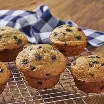 Quaker Blueberry Buttermilk Muffin Mix Walmart Canada