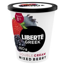 Liberté Grec Double crème Petits fruits 8 % M.G. Yogourt