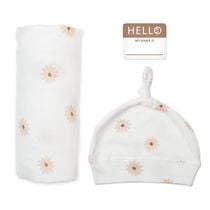 Lulujo Baby Hello World Newborn Bamboo Hat and Swaddle Blanket Set