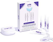 Trousse de blanchiment des dents haut de gamme bright on™ de SmileDirectClub™ avec lumière d’accélérateur à DEL et 4 stylos de blanchiment