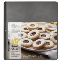 Wilton Plaque antiadhésive à biscuits à couche d'air isolante de 14 x 16 po Baker's Choice